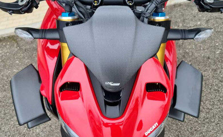 Bulle sport Ducati Streetfighter - carbone mat
