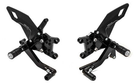 Commandes reculées réglables Aprilia RSV4 / Tuono