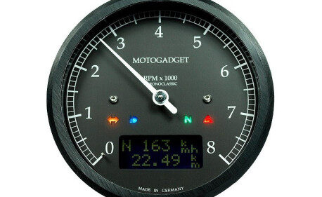 COMPTE TOURS CHRONOCLASSIC 8 NOIR LCD NOIR POLI