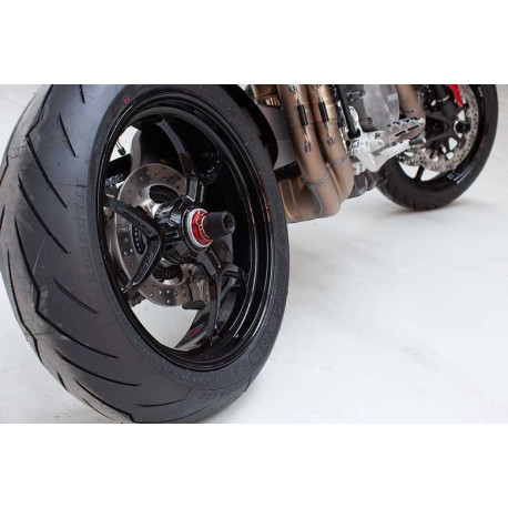 DUCATI HYPERMOTARD 821/939/950 ROULETTES DE PROTECTION ROUE ARRIERE EVOTECH