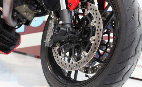 DUCATI HYPERMOTARD 821/939 / MONSTER 1200 ROULETTES DE PROTECTION ROUE AVANT EVO