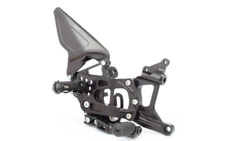 DUCATI PANIGALE V4 COMMANDES RECULEES EVOTECH