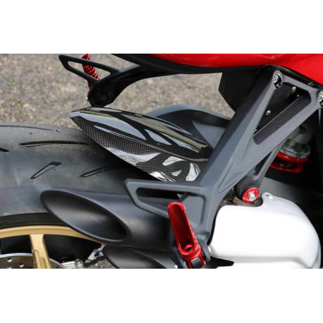 GARDE BOUE ARRIERE CARBONE CNC RACING MV AGUSTA