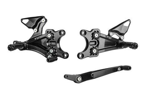 HONDA CBR 1000 RR Commandes reculées Bonamici inversées ou non version piste