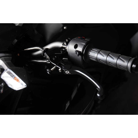 HOUSSE DE SELLE COMPATIBLE  DUCATI SCRAMBLER 400/800/1100 (15-22) MODÈLE CAPRI