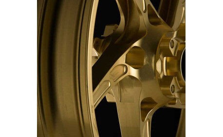 JANTE AVANT 3.50X17 PIEGA OZ HOMOLOGUEE SUZUKI GSX-S 750