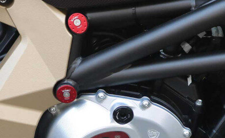 Kit 6 bouchons de cadre CNC RACING MV Agusta