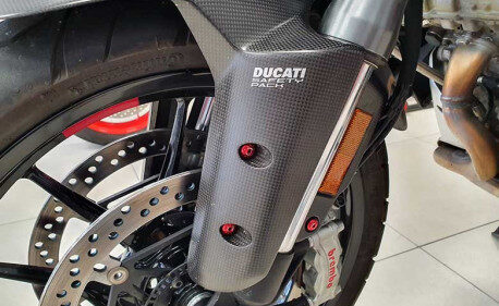 KIT VIS GARDE-BOUE AVANT DUCATI MULTISTRADA V4