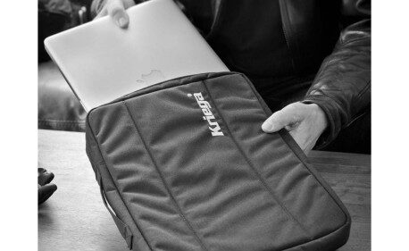 KRIEGA KUBE LAPTOP