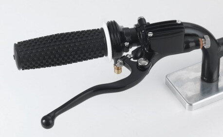 MAITRE CYLINDRE DE FREIN 12MM ALUMINIUM NOIR