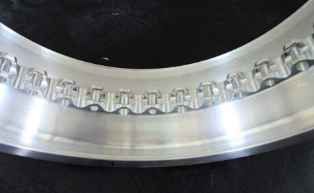 OPTION CERCLE ALUMINIUM DIAMANTÉ AVEC VERNI DE PROTECTION