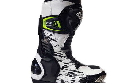 PAIRE DE BOTTE JUNIOR RAINERS FIVE TWO 2.0