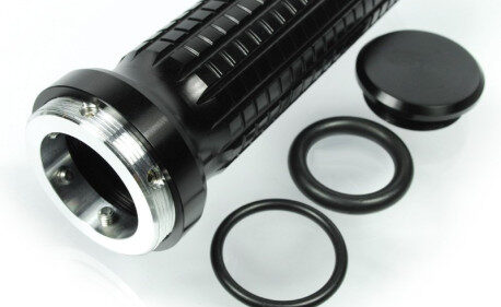 Paire de bouchons alu avec logo Motogadget