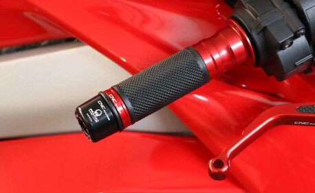 PAIRE DE POIGNEE EVO