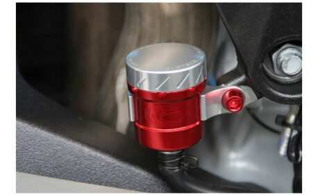 PETIT RESERVOIR DE LIQUIDE EVOTECH FREIN - EMBRAYAGE