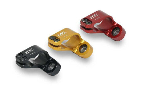 Pince amortisseur direction Ohlins