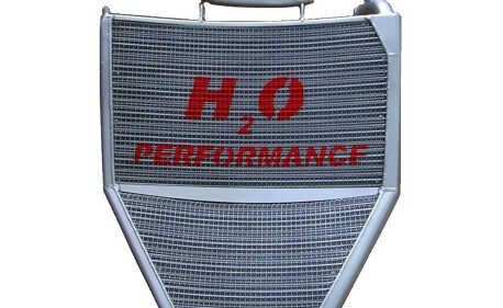 Radiateur d'eau majoré + KIT DAYTONA 675