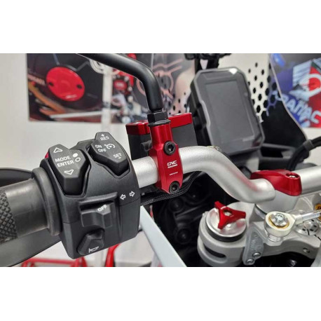 Support de rétroviseur maitre cylindre Brembo filletage droit M10