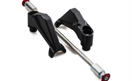 Tampons protection moteur cadre carénage "Accomac" Ducati Hypermotard 1100