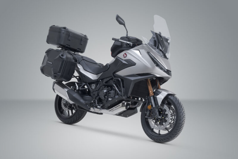 Kit Aventure DUSC avec topcase XL Noir. Honda NT1100 (21-).