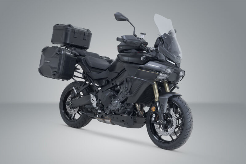Kit Aventure DUSC avec topcase L Noir. Yamaha Tracer 9 / GT / GT+ (24-).