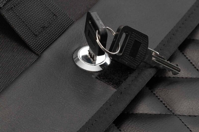 Sacoche latérale pour support LH1 Legend Gear  19,5 l. 600Dpolyester/similicuir. Pour SLH gauche.