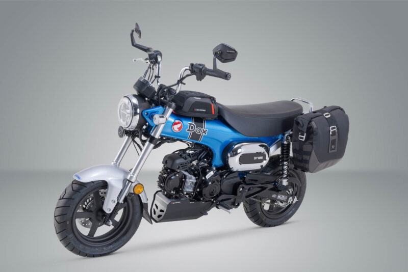 Système de sacoches lat. Legend Gear support LC Honda Dax 125 (22-).