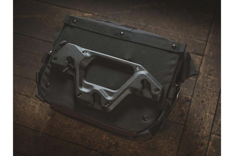 Legend Gear set sacoches latérales LC BMW R nineT Racer (16-).