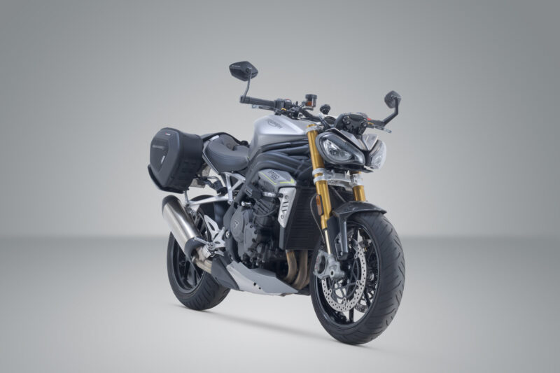 bc_hta_11_740_36200_2_xl Set de sacoches latérales PRO BLAZE H Noir. Triumph Speed Triple 1200 RR / RS (21-).