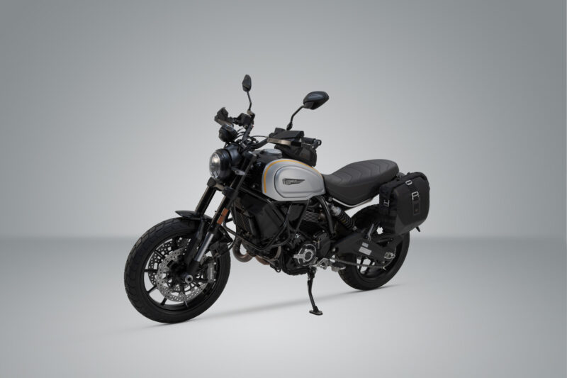 Legend Gear set sacoches lat. LC - Black Edition Modèles Ducati Scrambler.