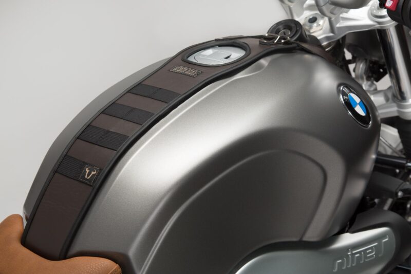 Legend Gear sangle de réservoir SLA BMW R nineT (14-)/ GS/ Race/ Pure/Scrambler (16-).