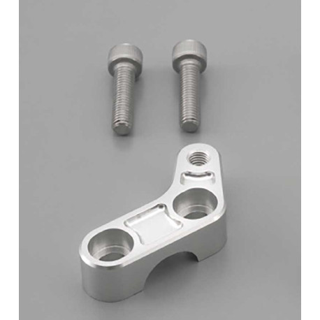 Bride avec filetage M6 pour compteur cote gauche. couleur argent pour guidon dia