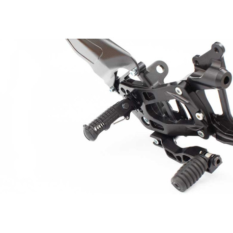 DUCATI PANIGALE V4 COMMANDES RECULEES EVOTECH