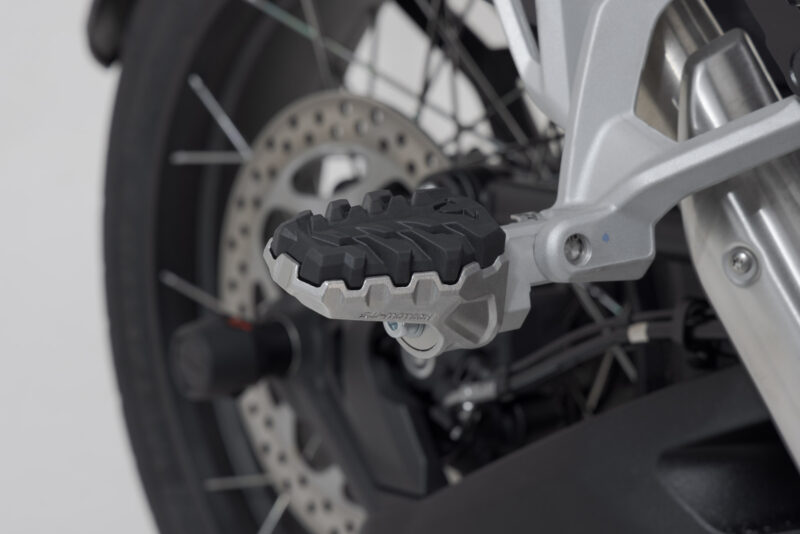 Kit de repose-pieds passager ION Modèles Triumph Tiger 1200 (22-).