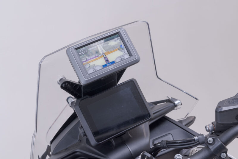 Support GPS pour cockpit Noir. KTM 890 Adv (22-).