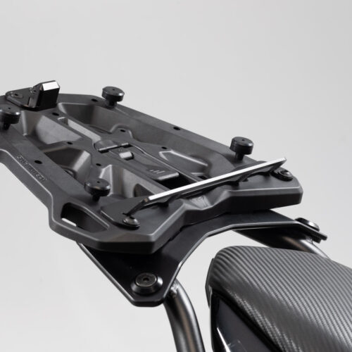 Platine dadaptation pour porte-bagage STREET-RACK Pour Shad. Noir.