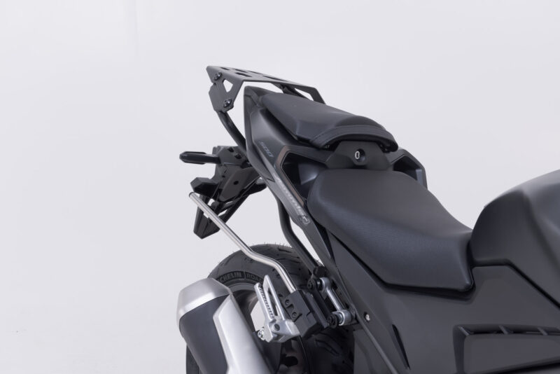 Porte-bagages STREET-RACK Noir. Honda CB500 Hornet (23-), CBR500R (23-).