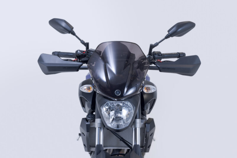 hdg_00_220_22600_b_2_xl Kit protège-mains Sport Noir. Yamaha MT-07 (14-20).