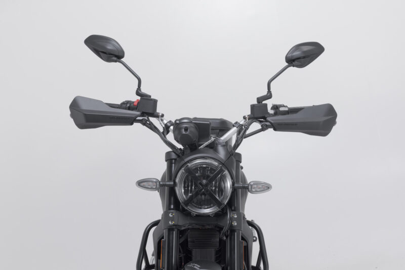 Kit protège-mains Sport Noir. Ducati Scrambler (14-).