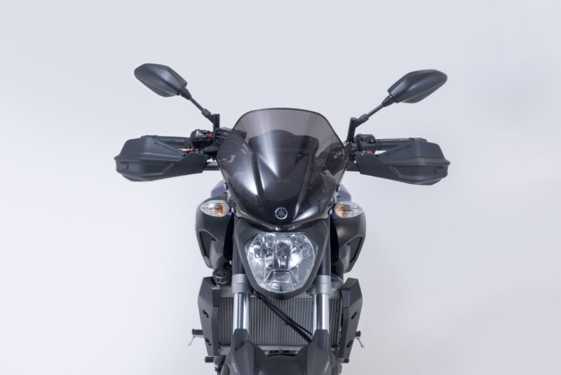 Kit protège-mains Adventure Noir. Yamaha MT-07 (14-20).