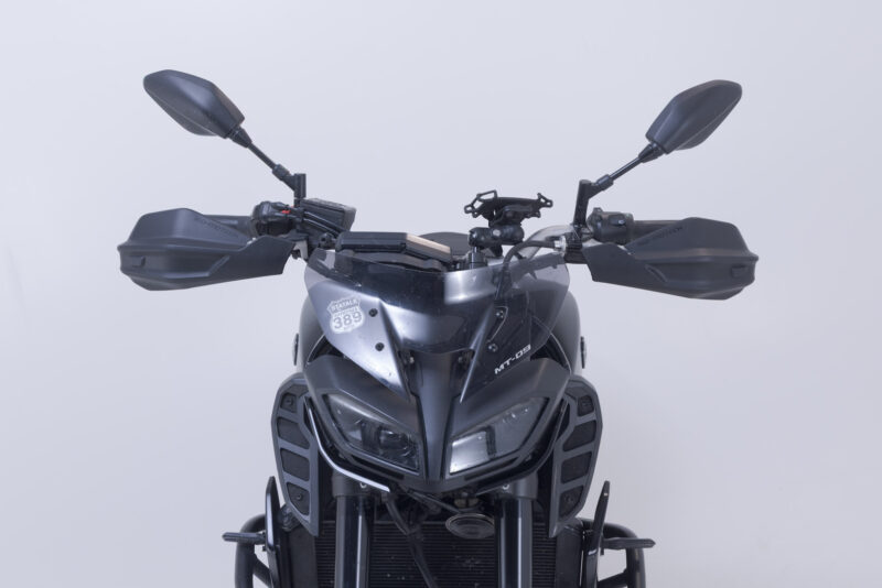 Kit protège-mains Adventure Noir. Yamaha MT-07 / Pure (20-24).