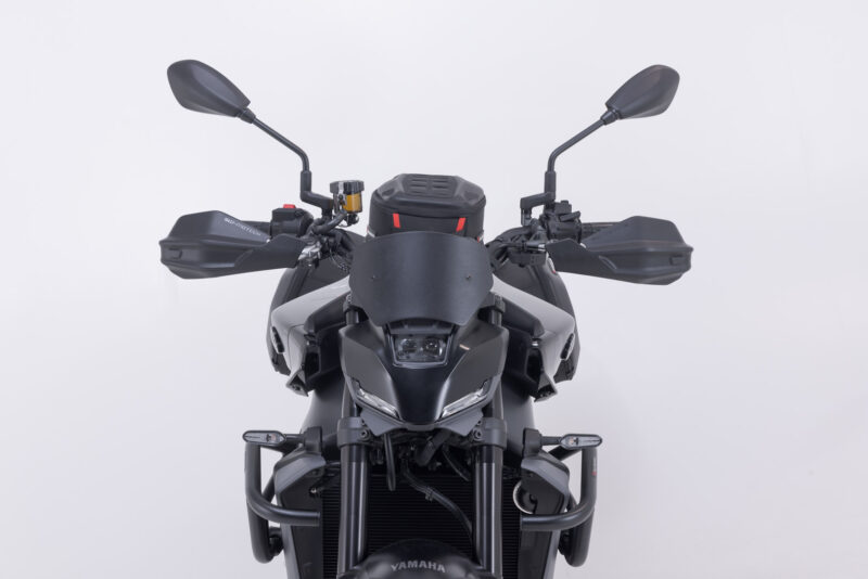 Kit protège-mains Adventure Noir. Yamaha MT-09 (23-).