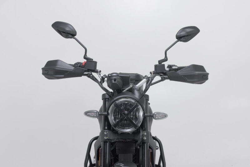 Kit protège-mains Adventure Noir. Ducati Scrambler (14-).