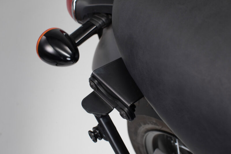 Adaptateur pour support SLC + V-LOC gauche Triumph Bonneville T100/T120 (15-).