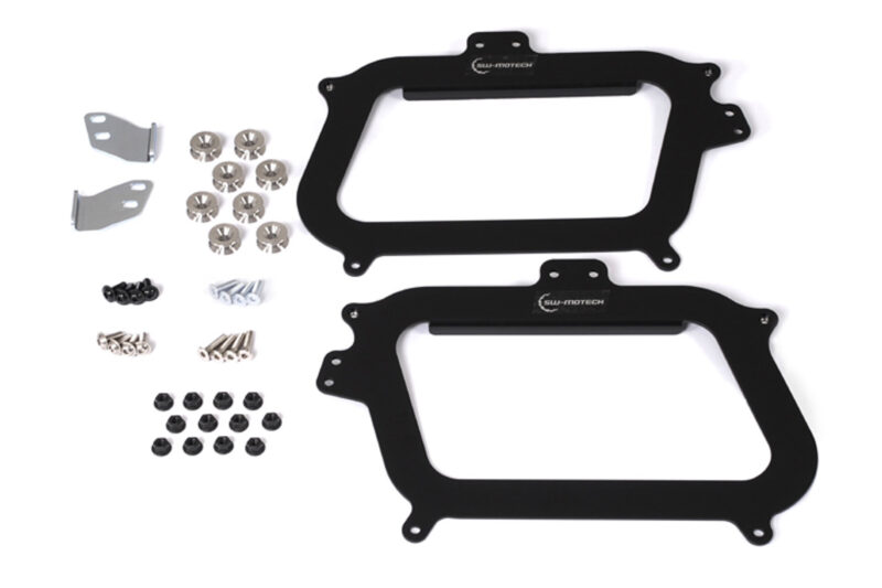 Kit dadaptation sur support Givi Pour TRAX ADV/EVO. Pour 2 valises.