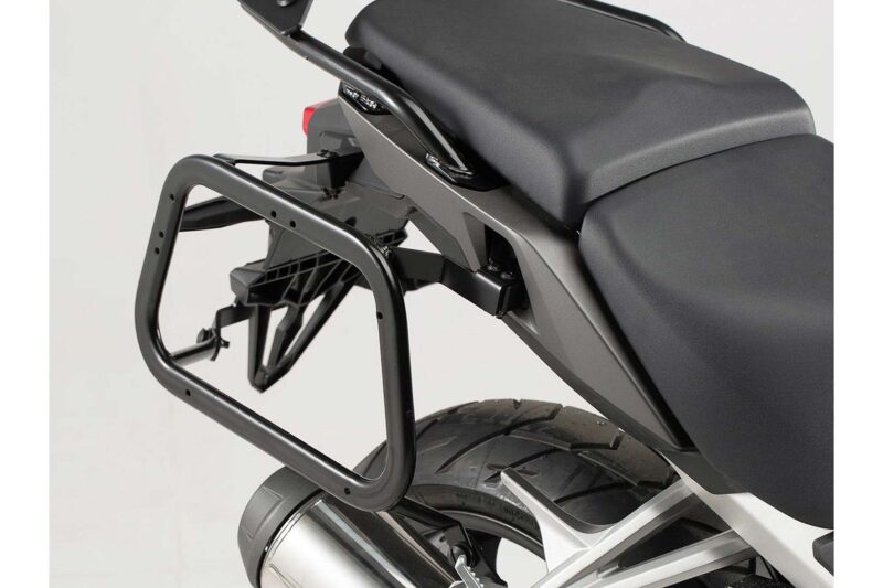 Supports valises EVO Noir. Honda VFR800X Crossrunner (15-).