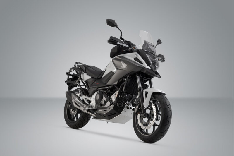 Kit Aventure DUSC avec topcase L Noir. Honda NC750X / NC750S (16-).