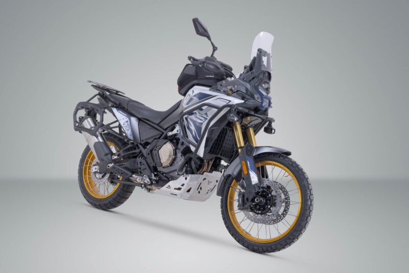 Supports latéraux PRO Noir. Voge DS800X Rally (25-).