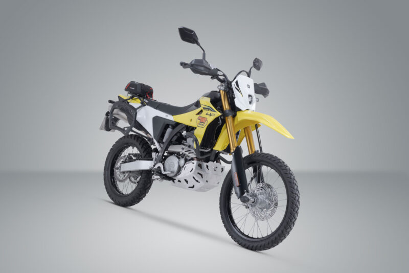 Support latéral PRO Noir. Suzuki DR-Z4S / SM (25-).