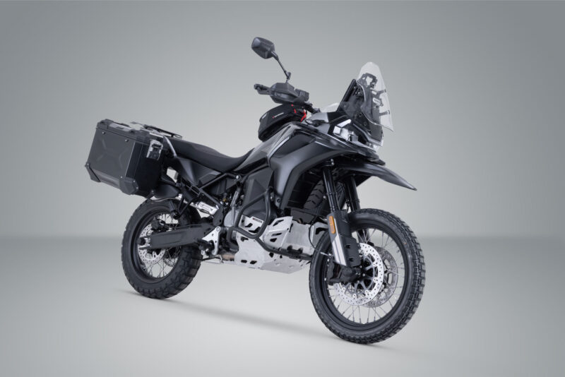 kft_10_057_70000_b_2_xl Kit valises en aluminium TRAX ADV. 45/37 l. CFMoto 800MT-X (24-).